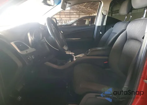 2017 Dodge Journey Sxt z USA, uszkodzony, nr VIN 3C4PDCBB6HT557254